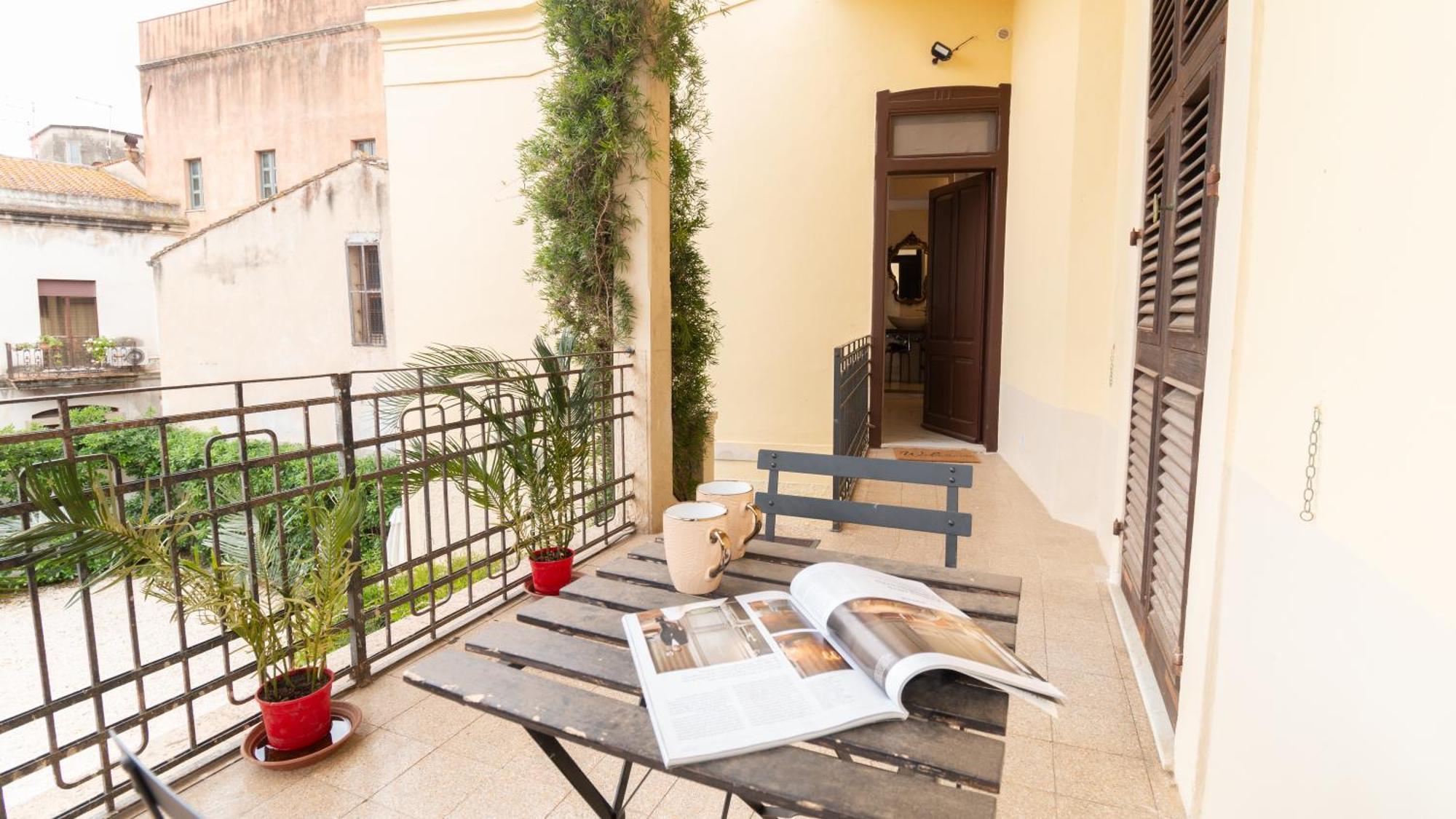 Depandance Eleonora-Luxury Home Oristano Eksteriør bilde