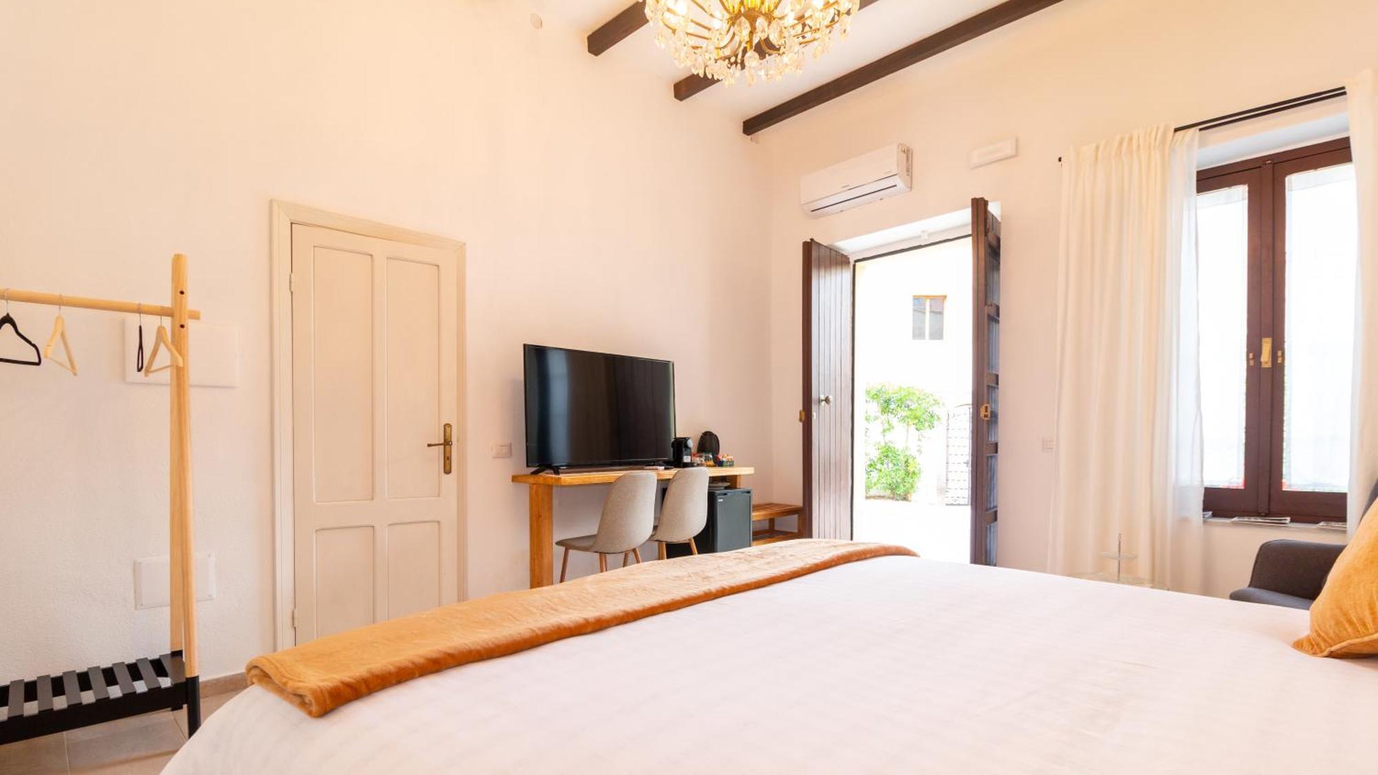 Depandance Eleonora-Luxury Home Oristano Eksteriør bilde
